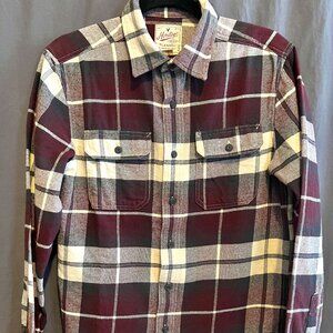 American Eagle Outfitters heritage flannel red/white/black cotton S shacket